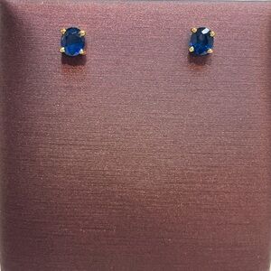 Gorgeous 14k Yellow Gold, Natural Oval Sapphire Stud Earrings